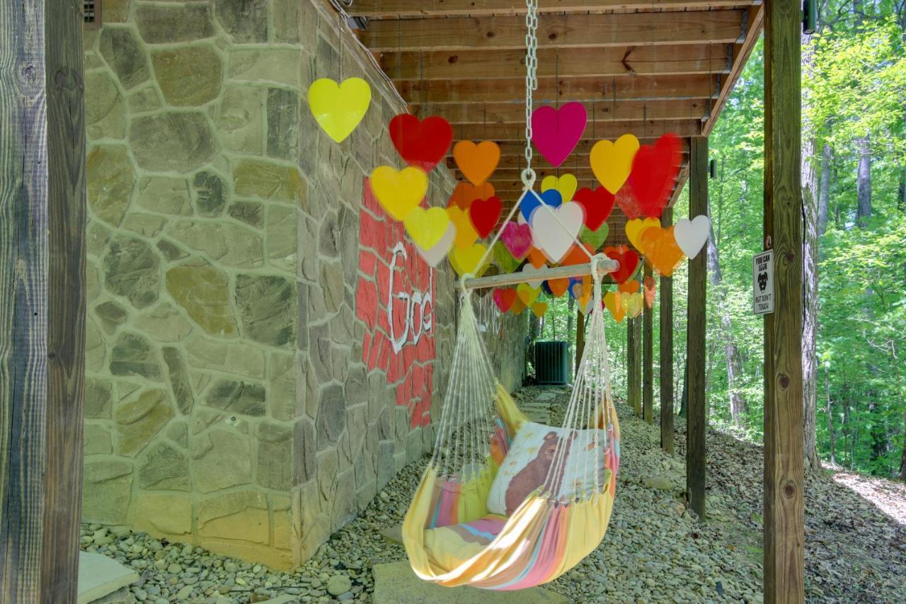 Gatlinburg Family Cabin With Private Hot Tub And Deck! Villa Exterior foto